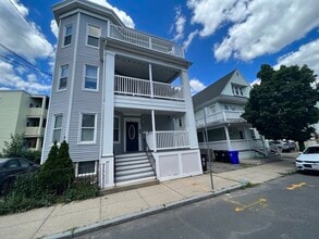 Building Photo - 93 Easton St