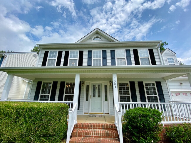 Building Photo - Room in Single Family Home on Ujamaa Dr