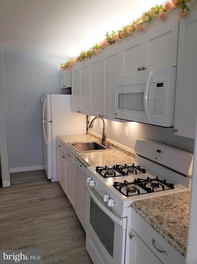 Foto del edificio - 4515 Willard Ave