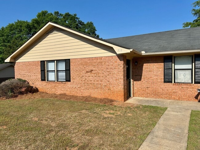 Photo - 304/306 Fawn Ct Apartment