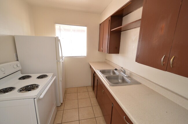 Foto del edificio - 4525 E Montecito St