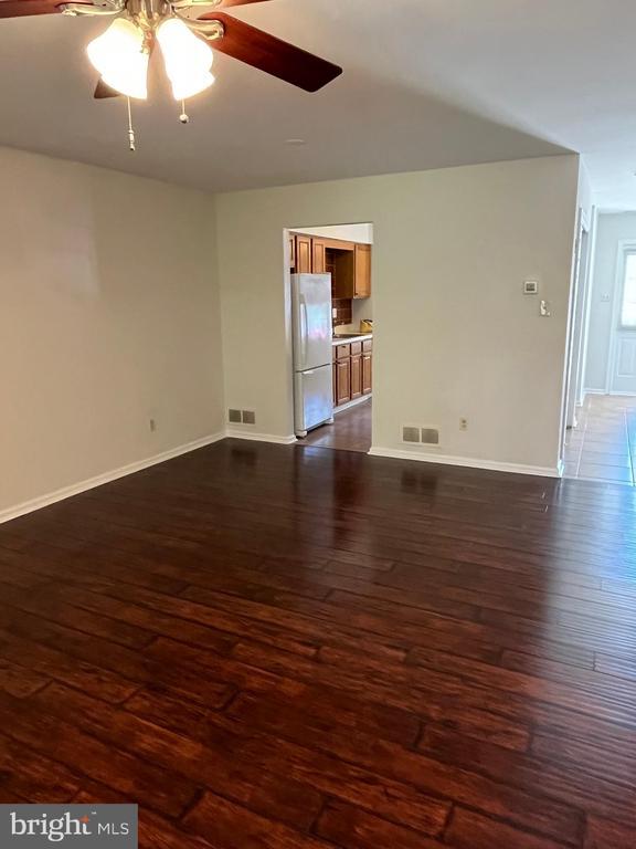 Foto del edificio - 32 Wyckwood Ct