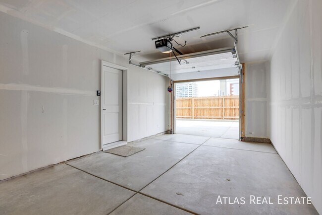 Foto del edificio - 2140 S Ash St