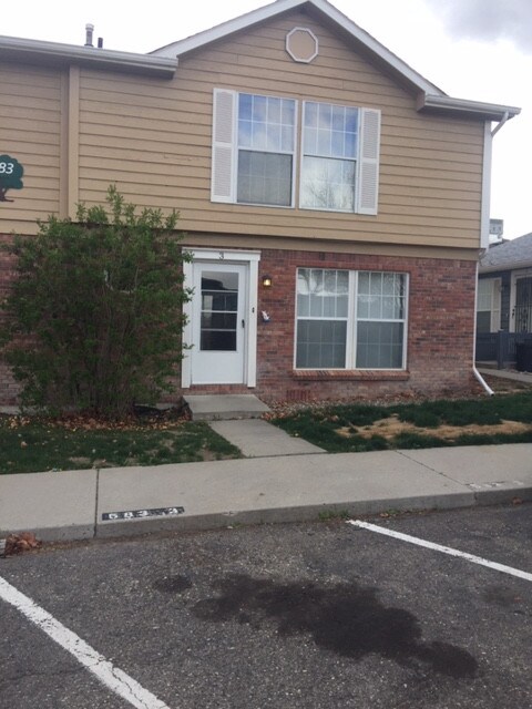 Primary Photo - 583 W Indian Creek Dr