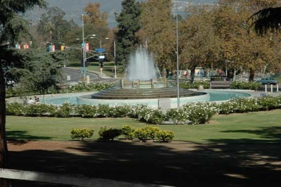 Foto del edificio - Fountain View Apartments