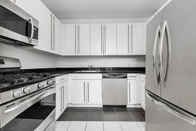 Foto del edificio - 3 bedroom in New York NY 10007