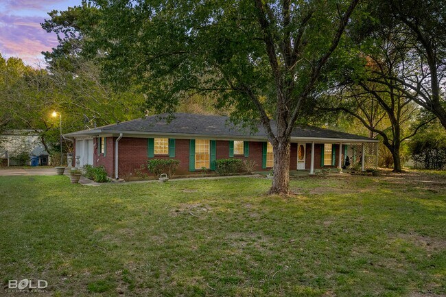 Foto del edificio - Country LIving!! MOVE IN SPECIAL HALF OFF ...