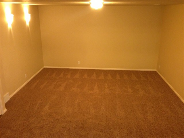 Building Photo - 5965 W Wolf Creek Court