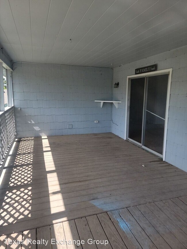 Foto del edificio - 3 br, 2 bath House - 621 Cheyenne St,