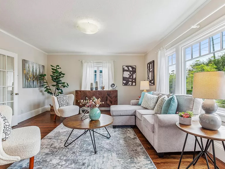 Foto principal - 1544 4th Ave