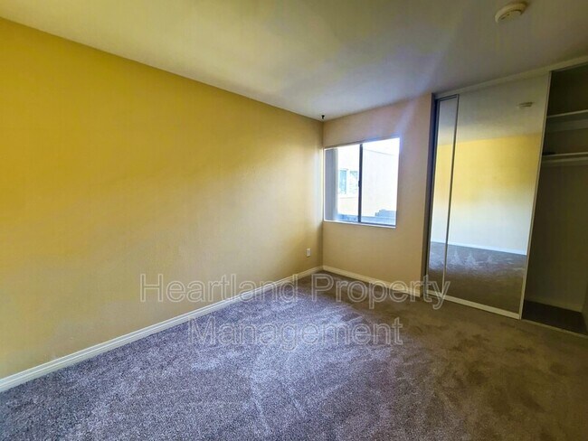 Building Photo - 17105 W Bernardo Dr