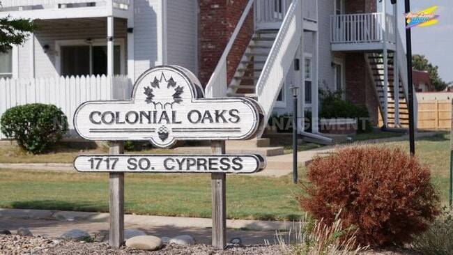Photo - 1717 S Cypress St (Wichita, KS) Apartment