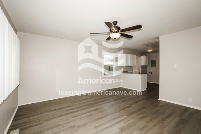 Building Photo - 1302 Brummit Ln