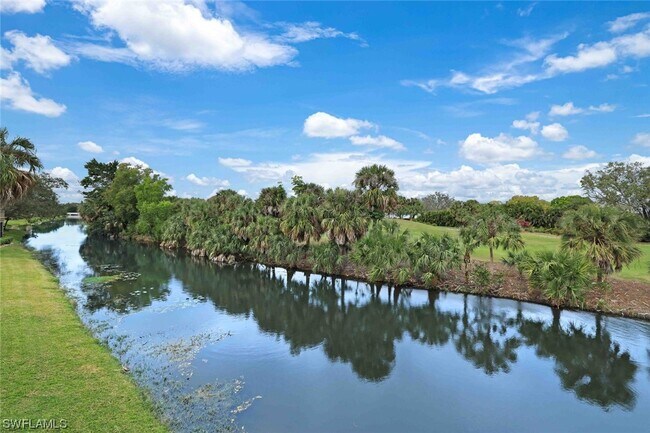 Building Photo - 817 Palm View Dr