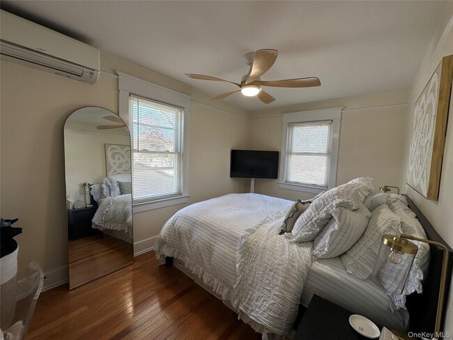 Building Photo - 5 Fairmount St