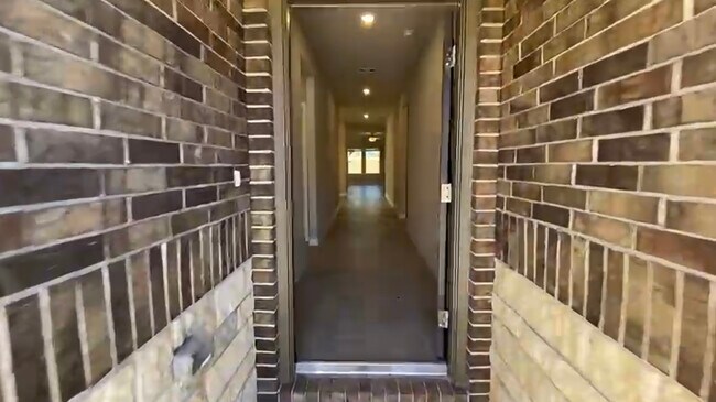 Foto del edificio - 2418 Humble Wy