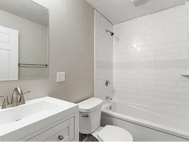 Foto del edificio - Move-In Ready, Newly Renovated Condo in Franklin