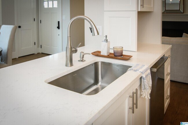 Foto del edificio - 3729 5th Ave S