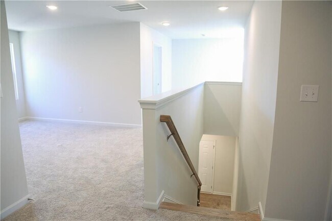 Foto del edificio - 19 Springwood Ln