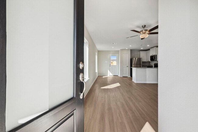Foto del edificio - 313 Grayson Baw Ln