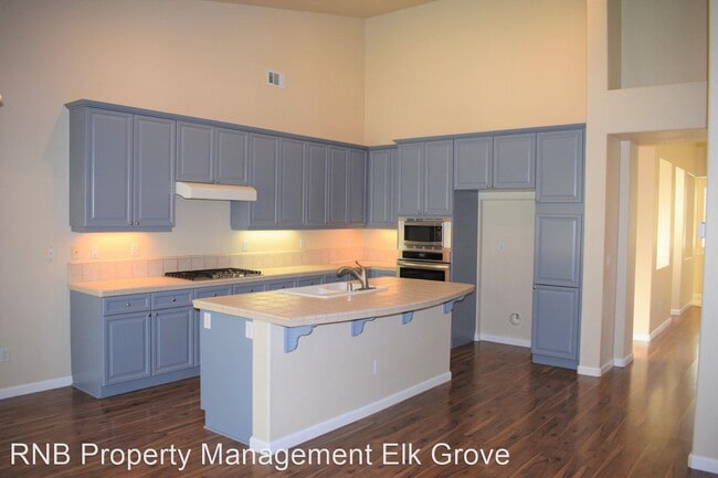 Building Photo - 4 br, 3 bath House - 3328 East Pintail Way