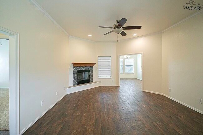 Building Photo - 4907 Falcon Crest Blvd