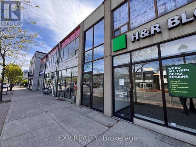 Photo du bâtiment - 256 Lakeshore Rd E