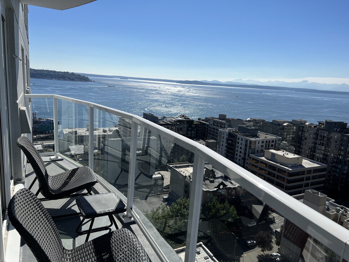 121 Vine St Unit 2304, Seattle, WA 98121 Condo for Rent in Seattle