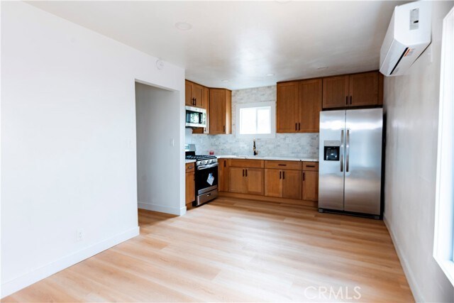 Foto del edificio - 784 E Walton St