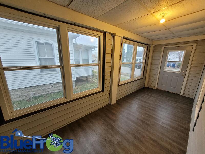 226 W 7th Ave, Oshkosh, WI 54902 Condo for Rent in Oshkosh, WI