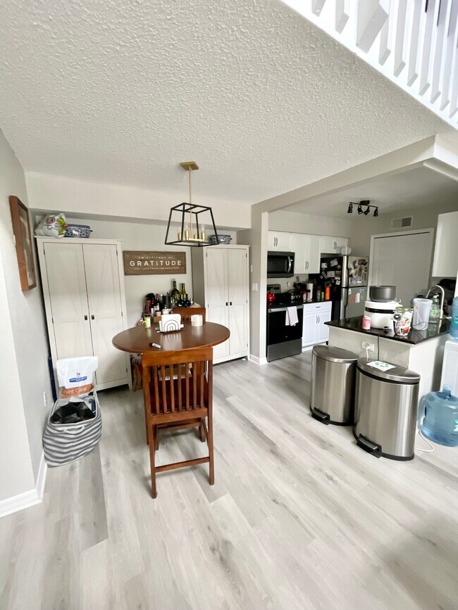 Foto del edificio - 3266 Haviland Ct