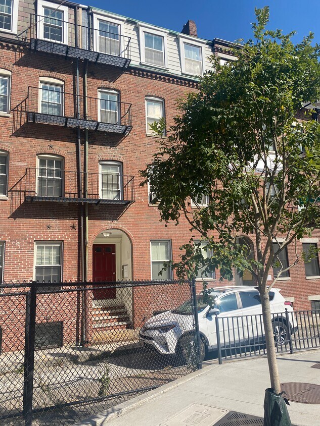 Foto del edificio - 4 Stillman Pl