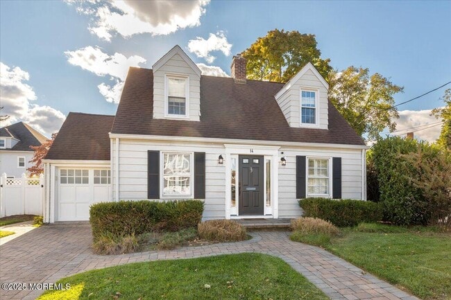 Building Photo - 14 Prospect Ave N