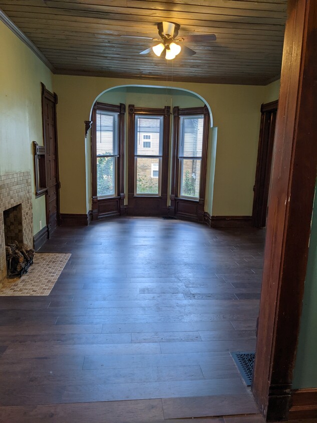 Dining Room - 119 E Market St