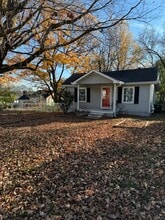 Building Photo - 207 Lutie St