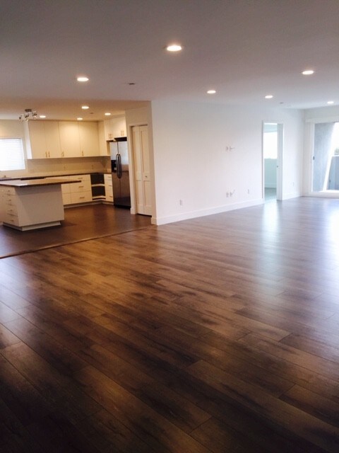 Foto del edificio - 8706 Olin St