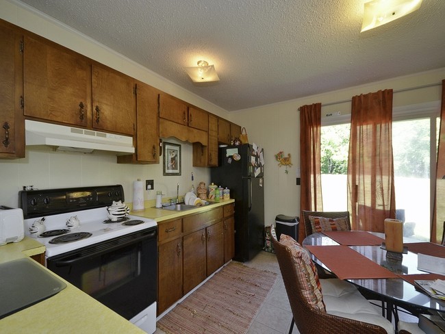Foto del edificio - 953 Jonathan Creek Rd