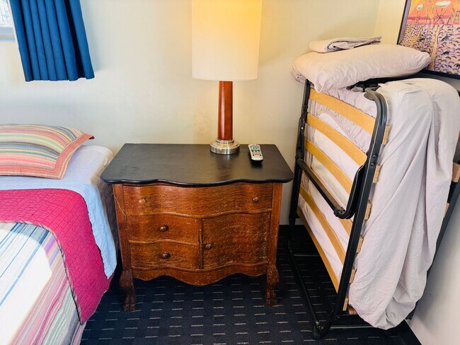 Foto del edificio - Furnished Studio Near Hospitals with WiFi, Cable TV and laundry