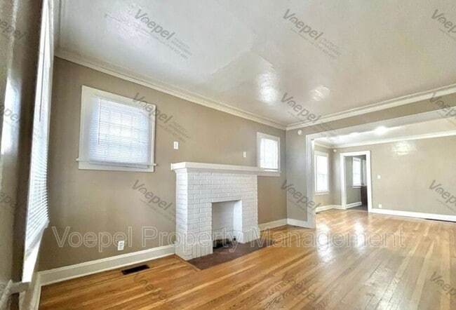 Building Photo - 5446 Harrison St