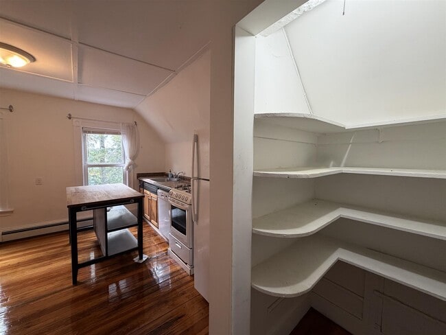 Foto del edificio - 94 Morrison Ave