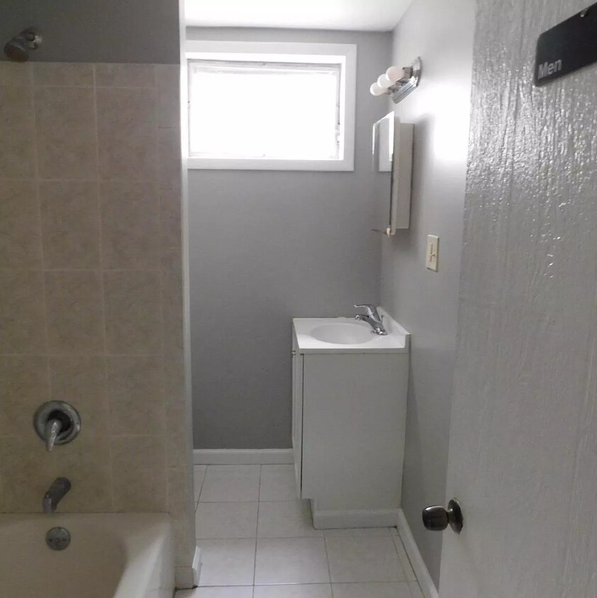 408 Cornell Rd., Glassboro, NJ 08028 Townhome Rentals in Glassboro NJ