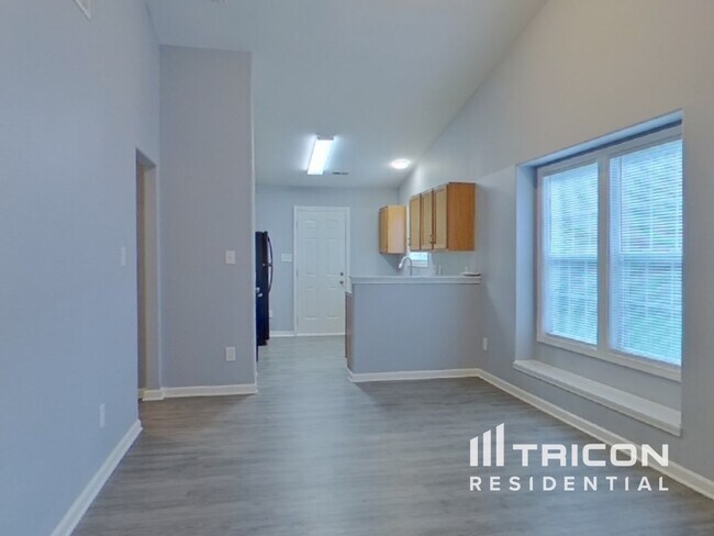 Foto del edificio - 10429 Hugue Way