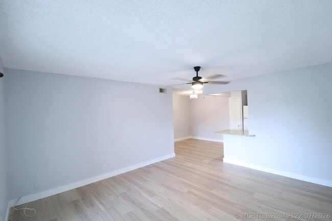 Building Photo - 1271 NW 13th St