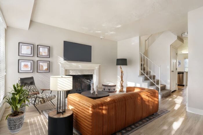 Foto principal - End Unit Spacious Two Bedroom Two & Half B...