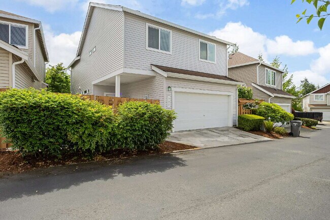 Foto del edificio - GATED COMMUNITY OF VERONA in LAKELAND HILLS!