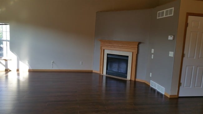 Building Photo - 8103 Starr Grass Dr