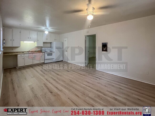 Foto del edificio - 1-Bedroom Home in Historic Killeen with New Flooring!!