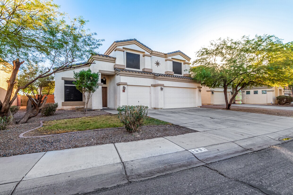 Primary Photo - 1681 Diego Dr