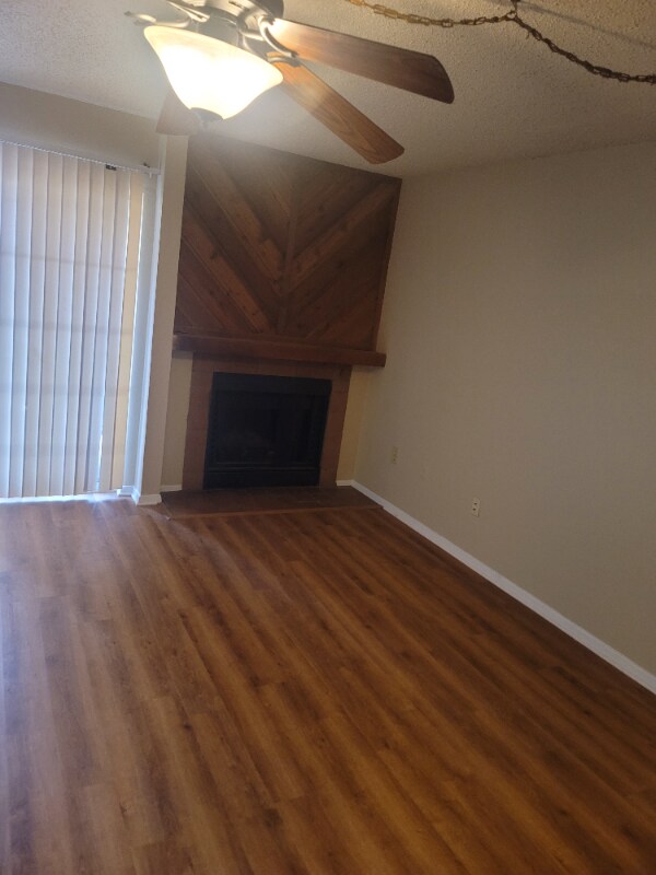 Building Photo - 12484 Abrams Rd