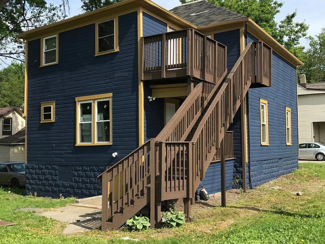 236 Irisdale Pl Unit 1, Akron, OH 44311 Apartments in Akron, OH